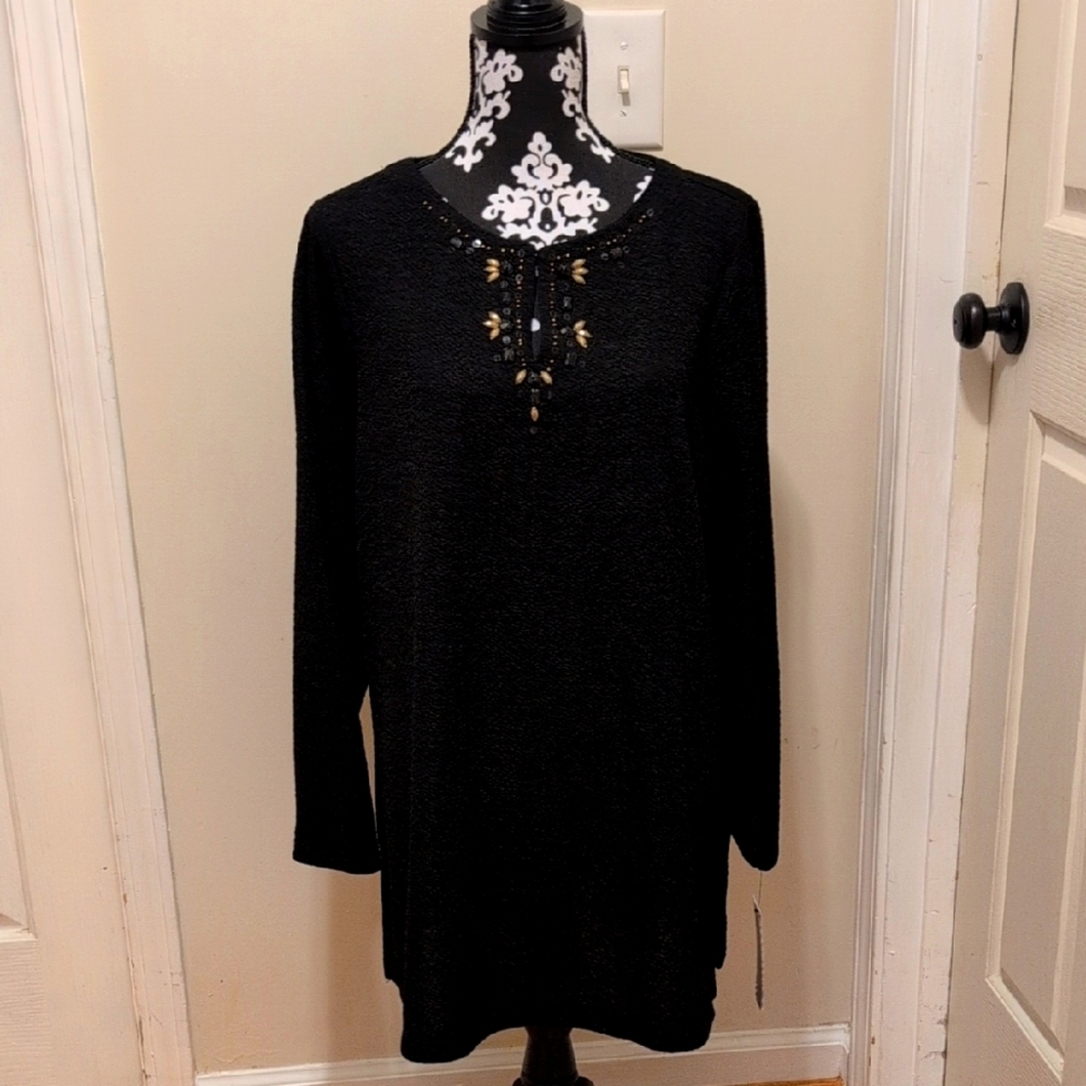 NWT Dana Buchman Woman Long-Sleeved Beaded Neckline Top, Size 1X